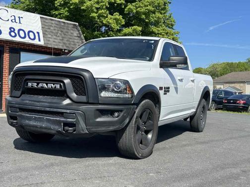 Bright White Clearcoat 2019 RAM 1500 Classic Warlock Quad Cab 4x2 6'4' Box