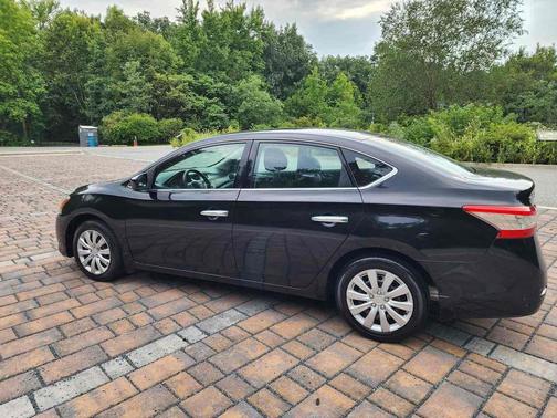 Super Black 2014 Nissan Sentra SV