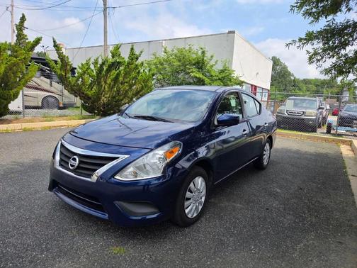 Deep Blue Pearl 2019 Nissan Versa 1.6 SV