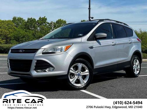 Ingot Silver Metallic 2013 Ford Escape SE