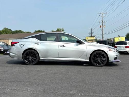 2020 Nissan Altima SR FWD