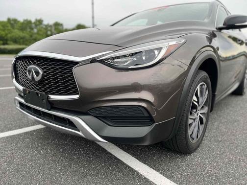 Chestnut Bronze 2018 INFINITI QX30 LUXE