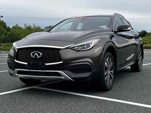 Chestnut Bronze 2018 INFINITI QX30 LUXE