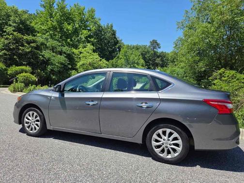 Gun Metallic 2019 Nissan Sentra SV