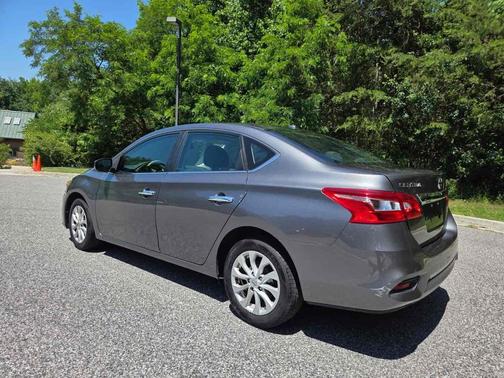 Gun Metallic 2019 Nissan Sentra SV