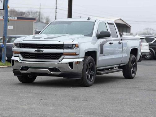 2018 Chevrolet Silverado 1500 Custom