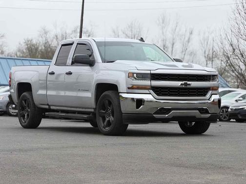 2018 Chevrolet Silverado 1500 Custom