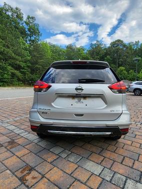 Brilliant Silver 2018 Nissan Rogue SV