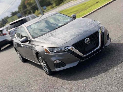 Gun Metallic 2020 Nissan Altima S FWD