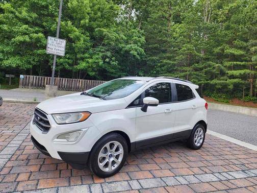 Diamond White 2018 Ford EcoSport SE
