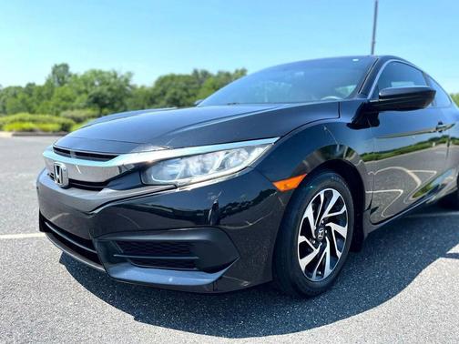 2016 Honda Civic LX-P