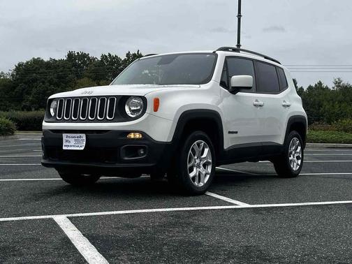 Alpine White 2015 Jeep Renegade Latitude