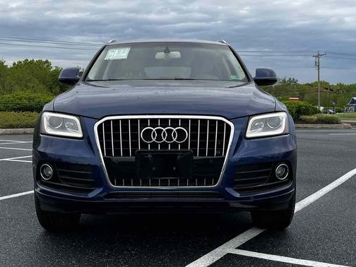 Scuba Blue Metallic 2015 Audi Q5 2.0T Premium Plus