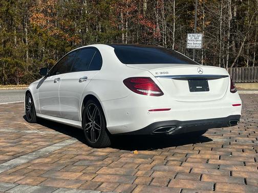 2019 Mercedes-Benz E-Class E 300 RWD Sedan