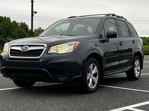 Dark Gray Metallic 2016 Subaru Forester 2.5i Premium