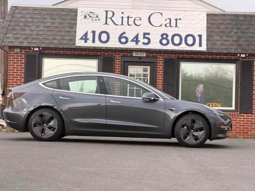 Pearl White Multi-Coat 2020 Tesla Model 3 Standard Range Plus