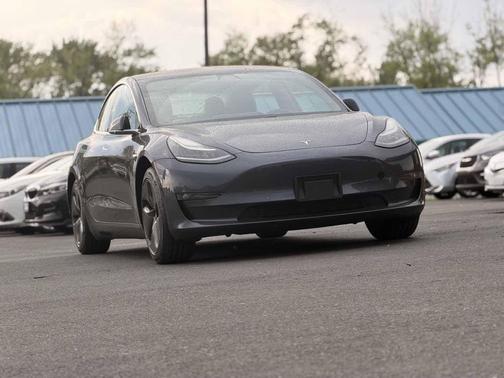 Pearl White Multi-Coat 2020 Tesla Model 3 Standard Range Plus