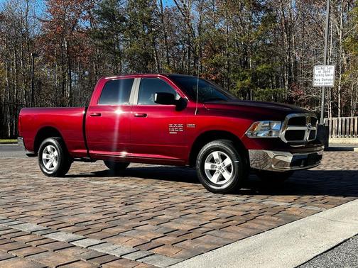 2019 RAM 1500 SLT