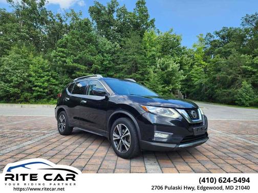 Magnetic Black Pearl 2019 Nissan Rogue SV