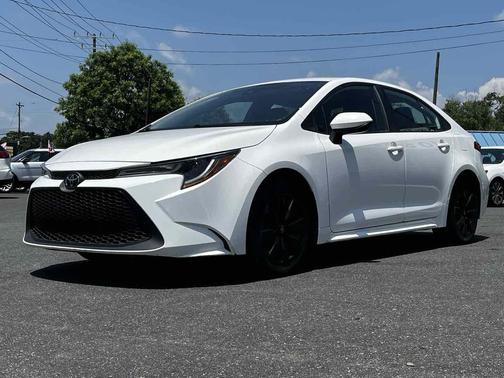 White 2022 Toyota Corolla LE