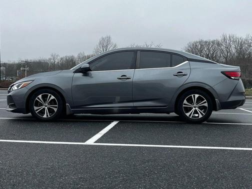 Gun Metallic 2020 Nissan Sentra SV