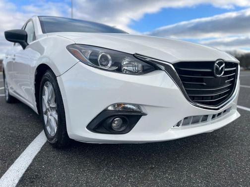 Snowflake White Pearl Mica 2015 Mazda Mazda3 i Touring