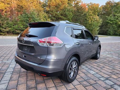 Gun Metallic 2016 Nissan Rogue SL