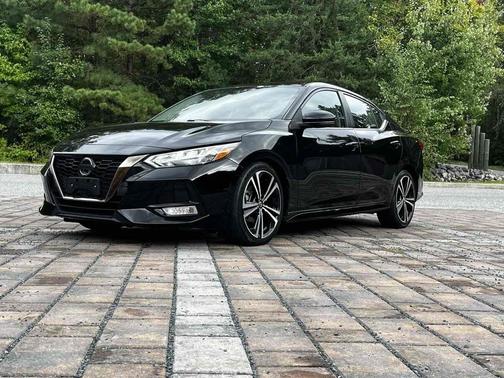 Super Black 2020 Nissan Sentra SR