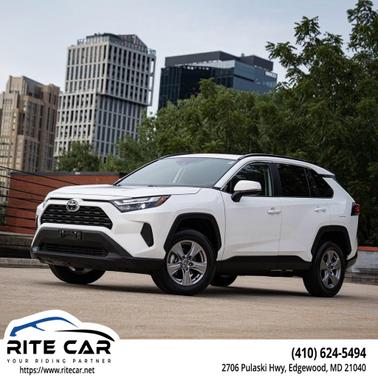 Ice Cap 2025 Toyota RAV4 XLE