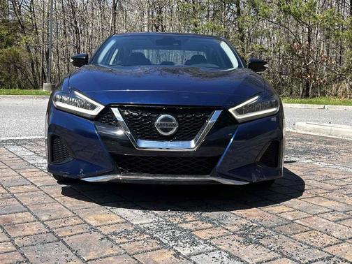 Deep Blue Pearl 2021 Nissan Maxima 3.5 SV