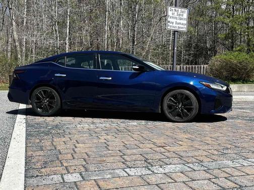 Deep Blue Pearl 2021 Nissan Maxima 3.5 SV