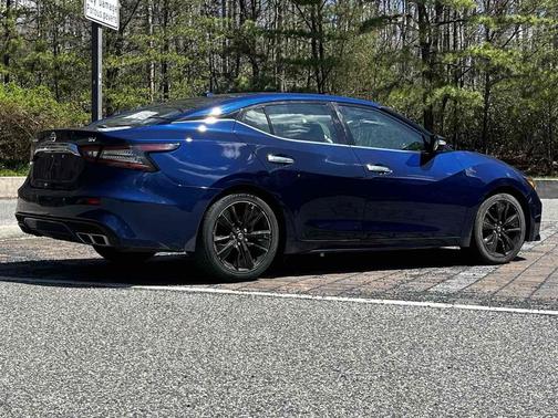 Deep Blue Pearl 2021 Nissan Maxima 3.5 SV