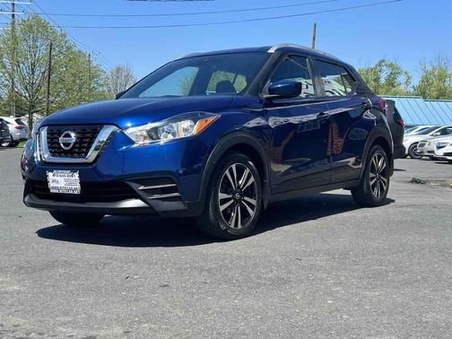 Deep Blue Pearl Metallic 2020 Nissan Kicks SV