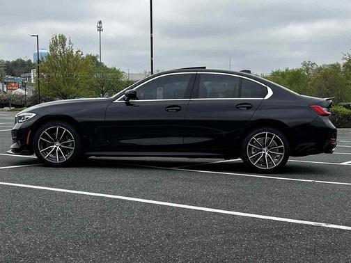 Black Sapphire Metallic 2019 BMW 330 xDrive