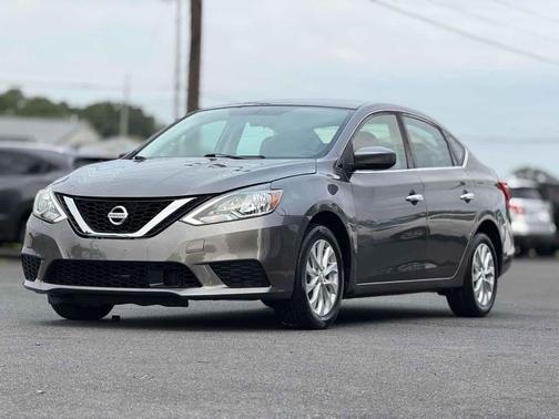 Gun Metallic 2019 Nissan Sentra SV