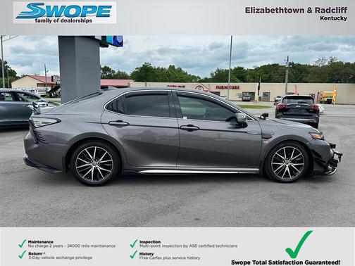 2022 Toyota Camry SE