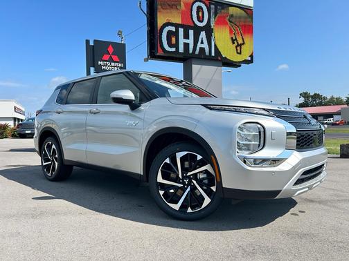 2025 Mitsubishi Outlander PHEV SE S-AWC