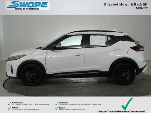 2023 Nissan Kicks SR