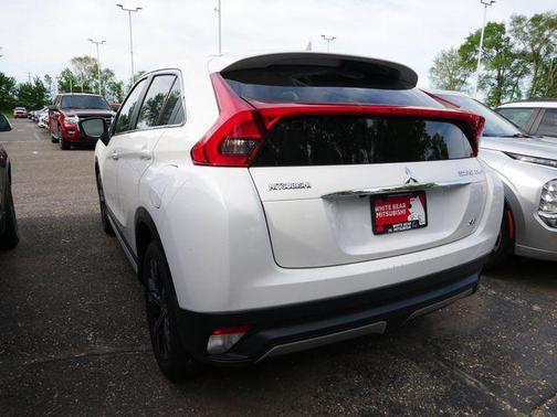 Diamond White Pearl 2018 Mitsubishi Eclipse Cross SE
