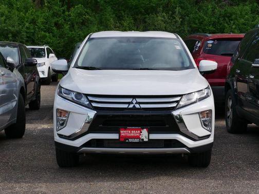 Diamond White Pearl 2018 Mitsubishi Eclipse Cross SE