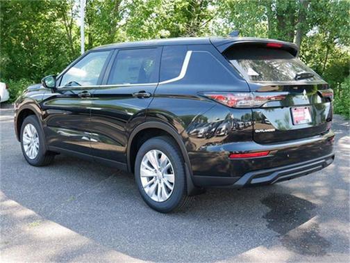 2025 Mitsubishi Outlander ES 2.5 S-AWC
