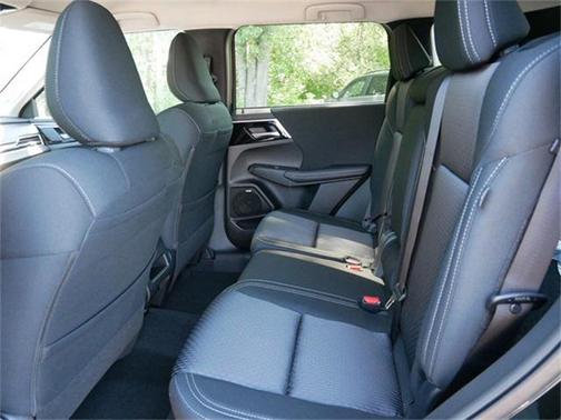 2025 Mitsubishi Outlander ES 2.5 S-AWC