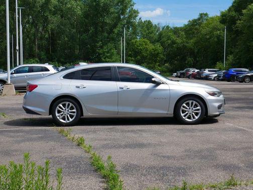 Silver Ice Metallic 2017 Chevrolet Malibu Hybrid Base