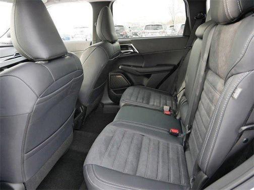 2026 Mitsubishi Outlander SE 1.5T S-AWC