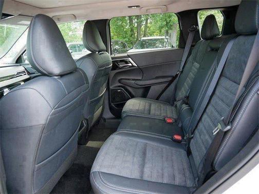 2025 Mitsubishi Outlander TRAIL EDITION 2.5 S-AWC