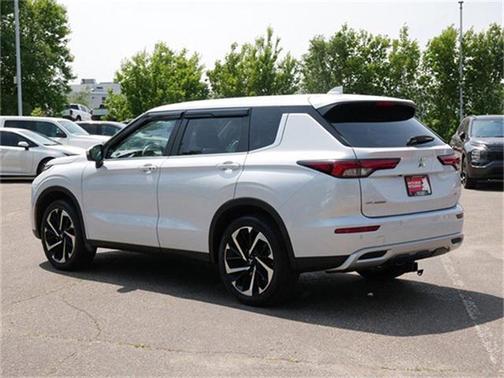 2022 Mitsubishi Outlander SE 2.5 2WD