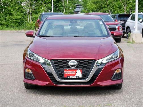 2022 Nissan Altima 2.5 SV