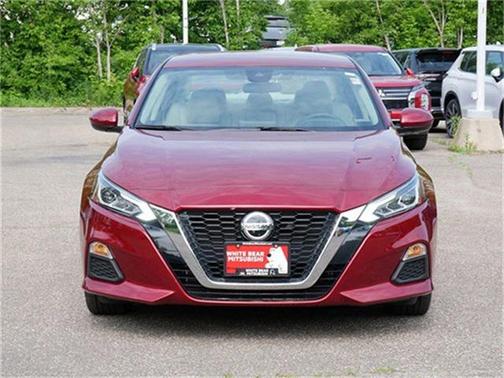 2022 Nissan Altima 2.5 SV