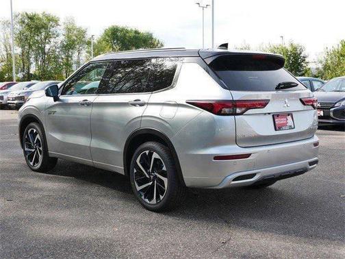 2025 Mitsubishi Outlander PHEV SEL