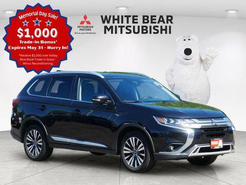 Labrador Black Metallic 2020 Mitsubishi Outlander GT